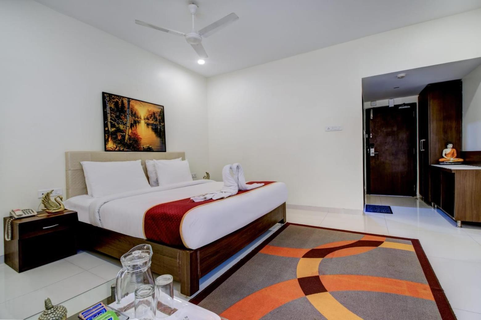 Hotel Lorven Visakhapatnam Exterior foto
